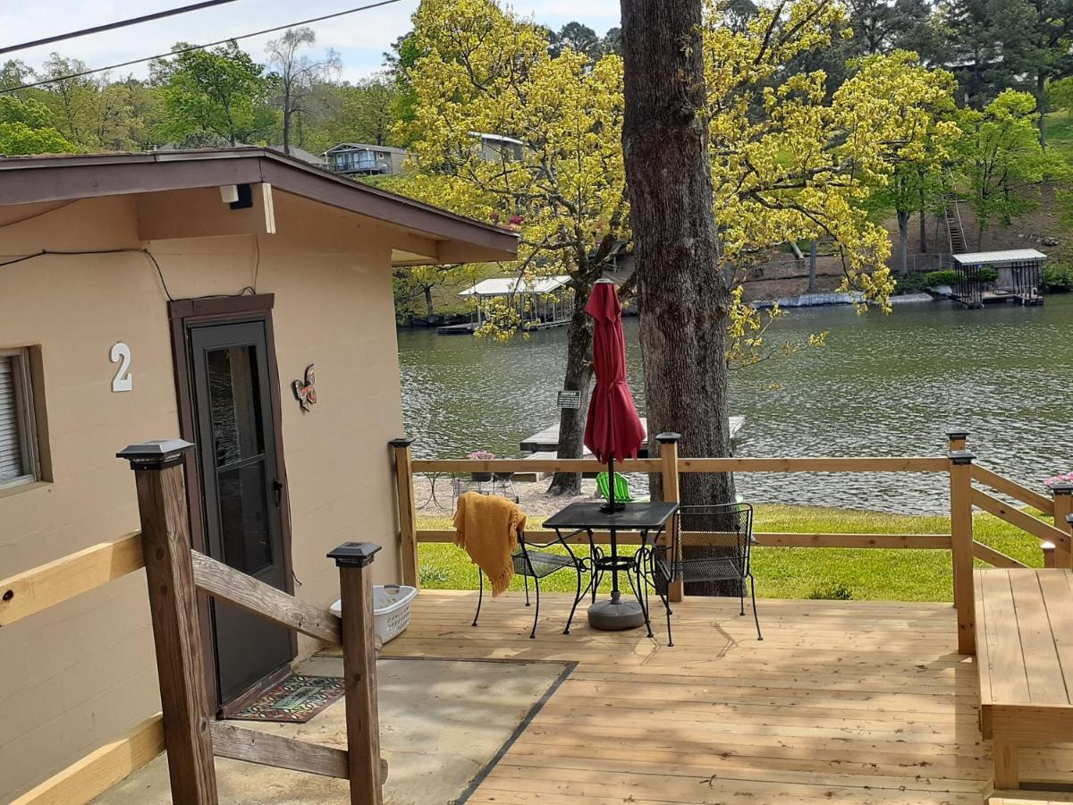 #02 - Unique Lakeside Studio Cottage- Pet Friendly Hot Springs Buitenkant foto